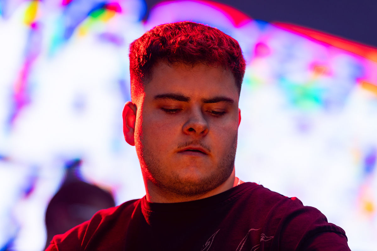 Loading... just a sec